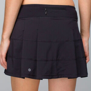 EUC Black Lululemon Run Pace Setter Skort | Skirt Size 12